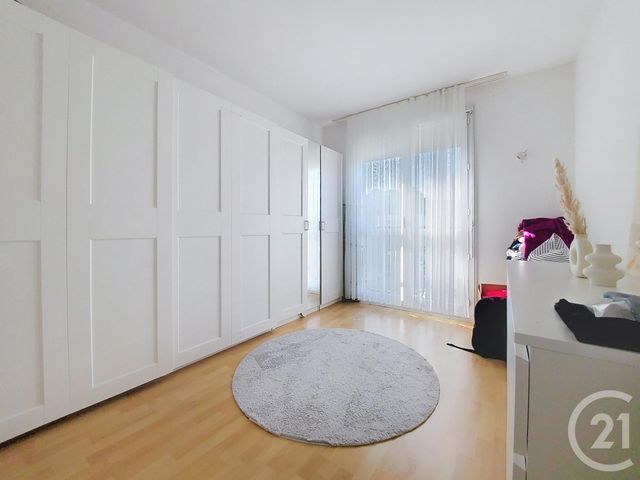 Appartement F3 à louer - 3 pièces - 71,62 m2 - Maromme - 76 - HAUTE-NORMANDIE