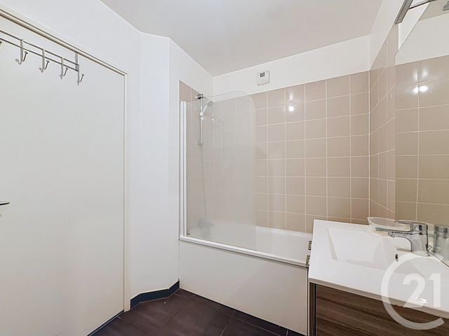 Appartement F3 &agrave; vendre - 3 pi&egrave;ces - 61,51 m2 - Deville Les Rouen - 76 - HAUTE-NORMANDIE
