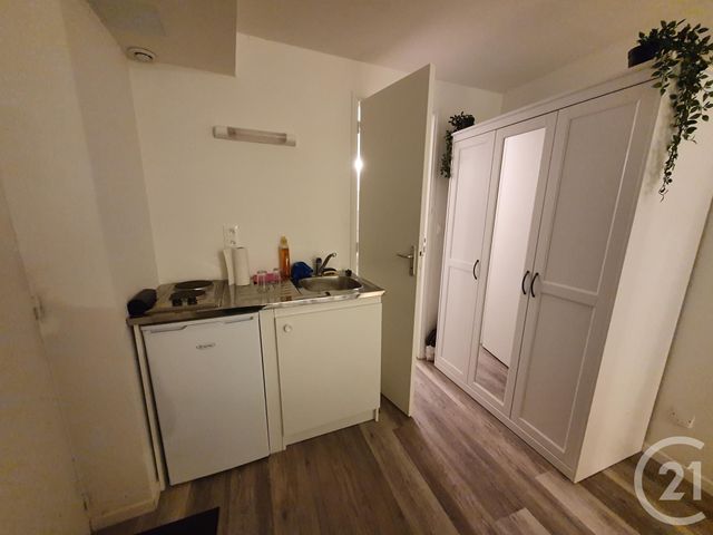 Appartement Studio à louer - 1 pièce - 18 m2 - Rouen - 76 - HAUTE-NORMANDIE