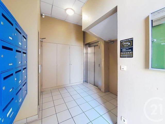 Appartement T3 &agrave; louer - 3 pi&egrave;ces - 66,43 m2 - Rouen - 76 - HAUTE-NORMANDIE