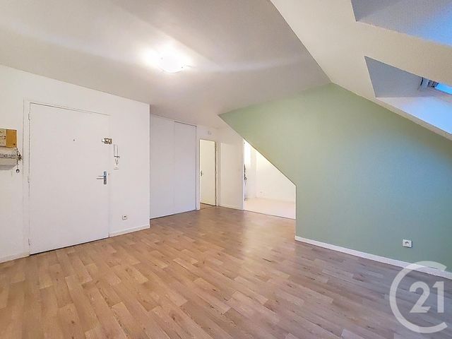Appartement F2 à louer - 2 pièces - 34,77 m2 - Mont St Aignan - 76 - HAUTE-NORMANDIE