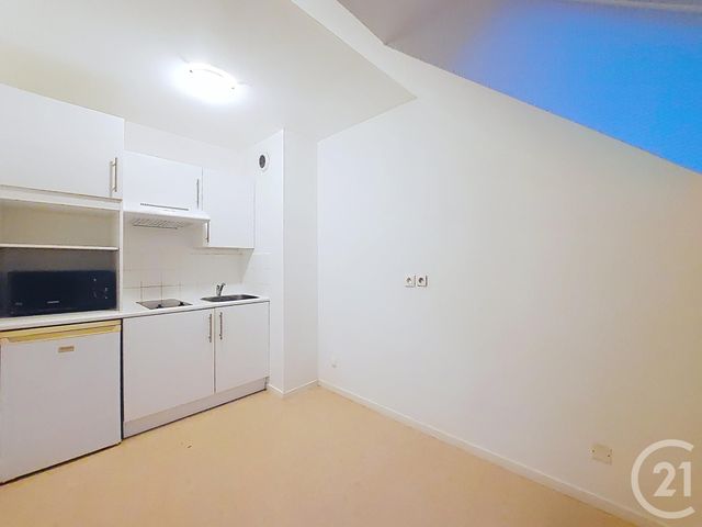 Appartement F2 à louer - 2 pièces - 34,77 m2 - Mont St Aignan - 76 - HAUTE-NORMANDIE