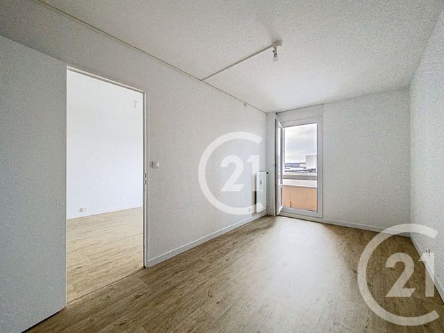 Appartement F2 &agrave; louer - 2 pi&egrave;ces - 49 m2 - Le Petit Quevilly - 76 - HAUTE-NORMANDIE