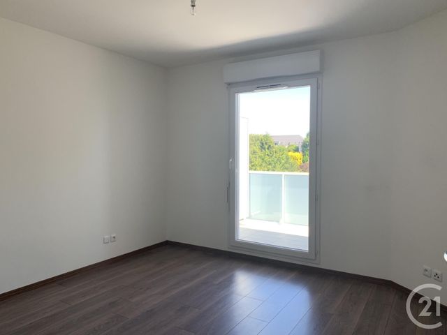 Appartement F3 &agrave; louer - 3 pi&egrave;ces - 63,48 m2 - Le Mesnil Esnard - 76 - HAUTE-NORMANDIE