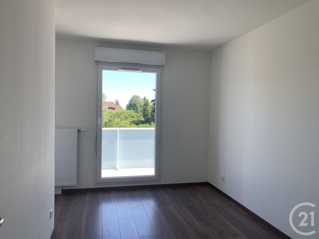 Appartement F3 &agrave; louer - 3 pi&egrave;ces - 63,48 m2 - Le Mesnil Esnard - 76 - HAUTE-NORMANDIE