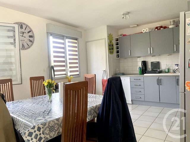 Maison &agrave; louer - 4 pi&egrave;ces - 77 m2 - Boos - 76 - HAUTE-NORMANDIE