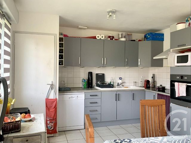 Maison &agrave; louer - 4 pi&egrave;ces - 77 m2 - Boos - 76 - HAUTE-NORMANDIE