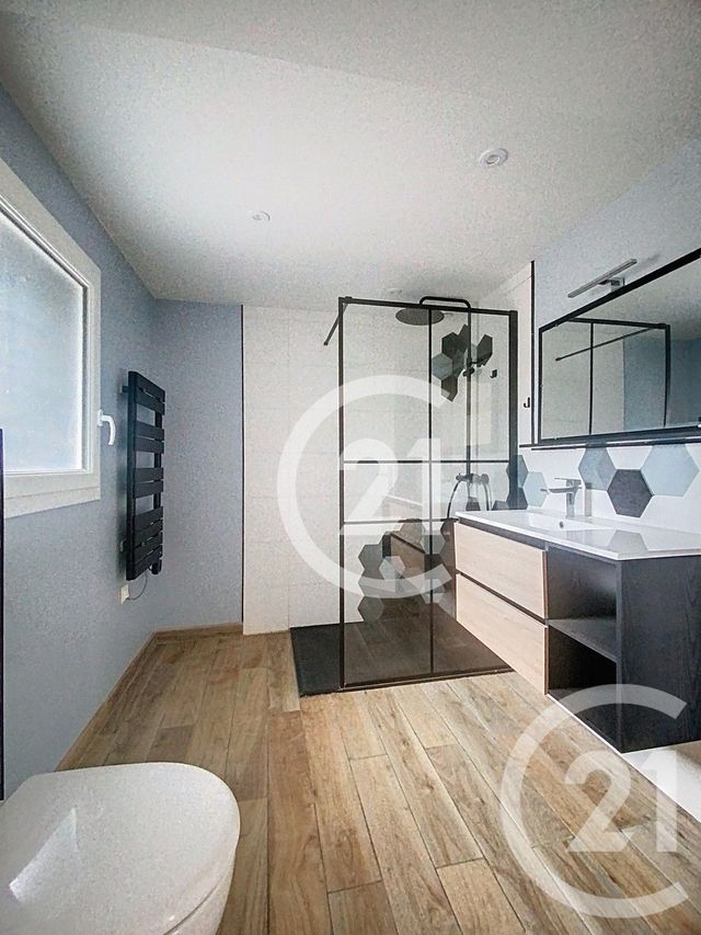 Maison &agrave; louer - 4 pi&egrave;ces - 78,90 m2 - Pitres - 27 - HAUTE-NORMANDIE