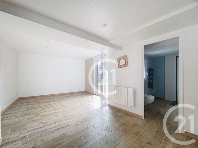 Maison &agrave; louer - 4 pi&egrave;ces - 78,90 m2 - Pitres - 27 - HAUTE-NORMANDIE