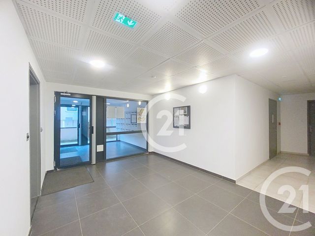 Appartement T4 &agrave; louer - 4 pi&egrave;ces - 102,24 m2 - Rouen - 76 - HAUTE-NORMANDIE