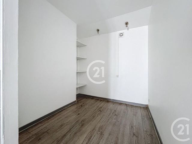 Appartement &agrave; louer - 2 pi&egrave;ces - 42,17 m2 - Bois Guillaume - 76 - HAUTE-NORMANDIE