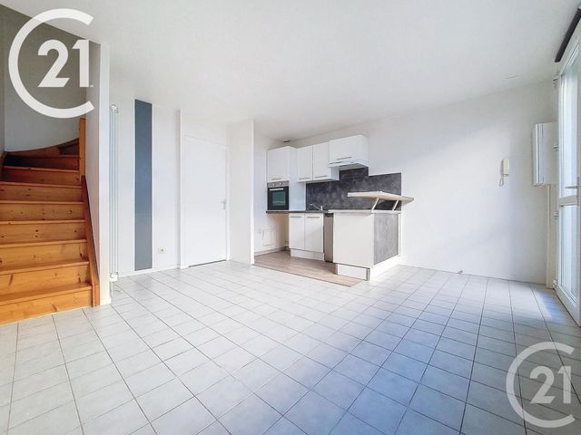 Appartement &agrave; louer - 2 pi&egrave;ces - 33,74 m2 - Rouen - 76 - HAUTE-NORMANDIE
