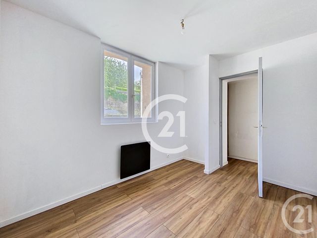 Appartement F2 &agrave; louer - 2 pi&egrave;ces - 45 m2 - Moulineaux - 76 - HAUTE-NORMANDIE