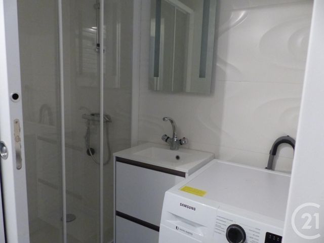 Maison &agrave; louer - 8 pi&egrave;ces - 197,80 m2 - Rouen - 76 - HAUTE-NORMANDIE