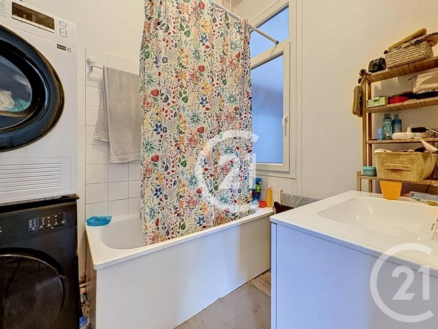 Appartement F4 &agrave; louer - 4 pi&egrave;ces - 100 m2 - Rouen - 76 - HAUTE-NORMANDIE