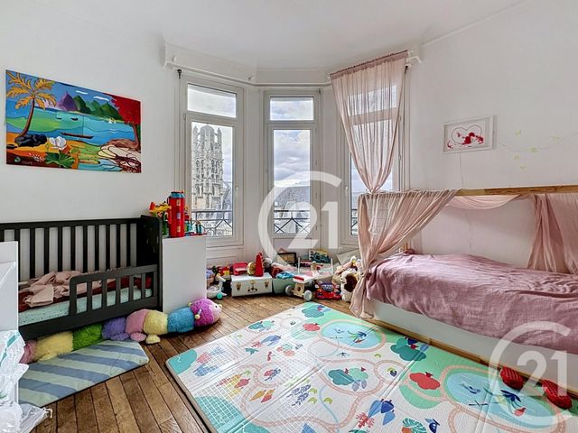 Appartement F4 &agrave; louer - 4 pi&egrave;ces - 100 m2 - Rouen - 76 - HAUTE-NORMANDIE