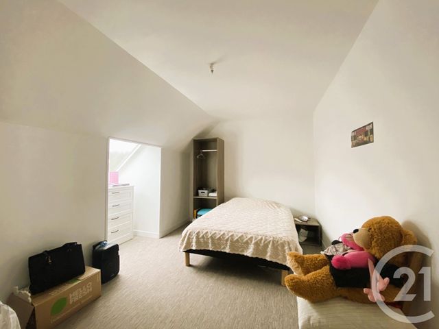 Maison &agrave; louer - 7 pi&egrave;ces - 210,18 m2 - Isneauville - 76 - HAUTE-NORMANDIE