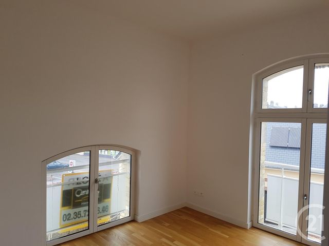 Appartement F3 &agrave; louer - 3 pi&egrave;ces - 65,10 m2 - Rouen - 76 - HAUTE-NORMANDIE