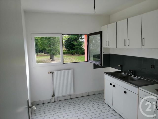 Appartement F2 &agrave; louer - 2 pi&egrave;ces - 50 m2 - Bois Guillaume - 76 - HAUTE-NORMANDIE