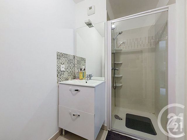 Appartement F5 &agrave; louer - 5 pi&egrave;ces - 94,32 m2 - Rouen - 76 - HAUTE-NORMANDIE