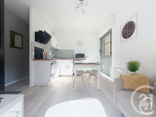 Appartement &agrave; louer - 2 pi&egrave;ces - 31,36 m2 - Rouen - 76 - HAUTE-NORMANDIE