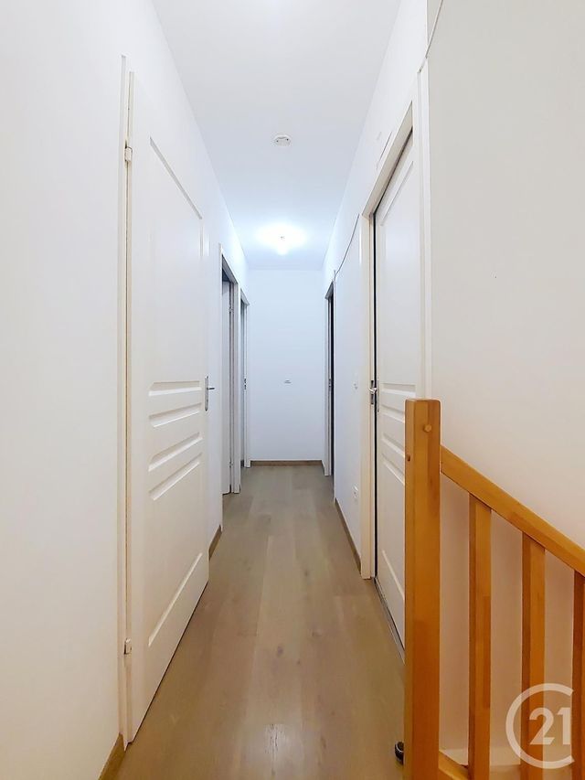 Maison &agrave; louer - 5 pi&egrave;ces - 108,20 m2 - Franqueville St Pierre - 76 - HAUTE-NORMANDIE