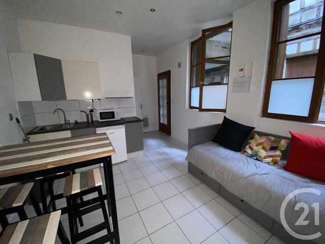 Appartement Studio &agrave; louer - 1 pi&egrave;ce - 17,20 m2 - Rouen - 76 - HAUTE-NORMANDIE