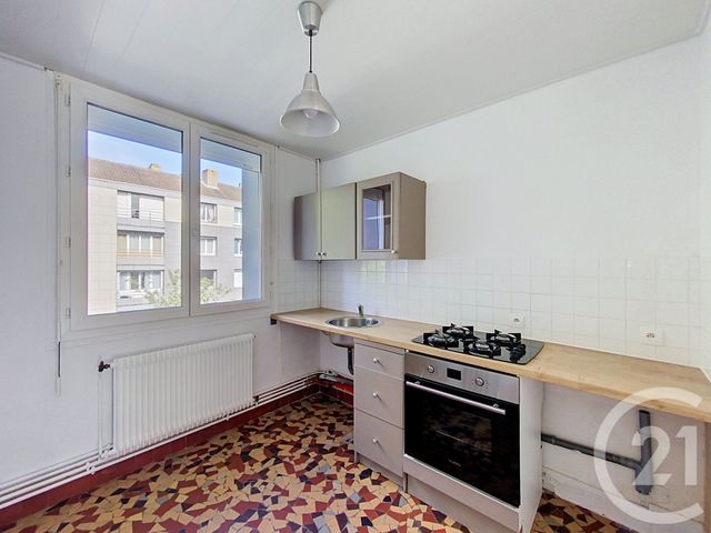 Appartement T3 &agrave; louer - 3 pi&egrave;ces - 54,86 m2 - Bonsecours - 76 - HAUTE-NORMANDIE