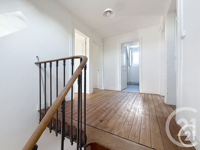 Maison &agrave; louer - 8 pi&egrave;ces - 216,48 m2 - Mont St Aignan - 76 - HAUTE-NORMANDIE