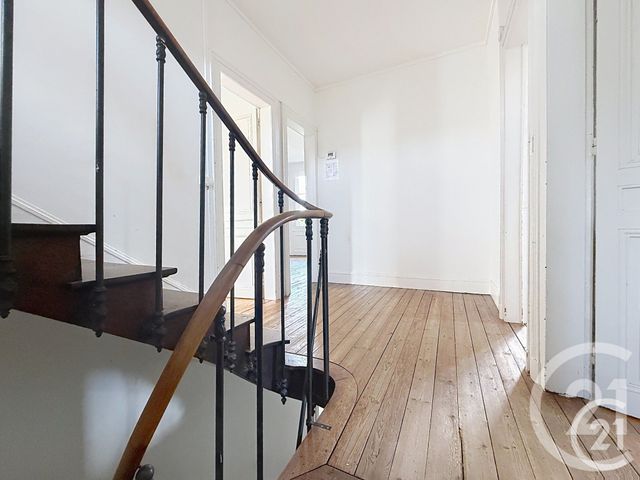 Maison &agrave; louer - 8 pi&egrave;ces - 216,48 m2 - Mont St Aignan - 76 - HAUTE-NORMANDIE