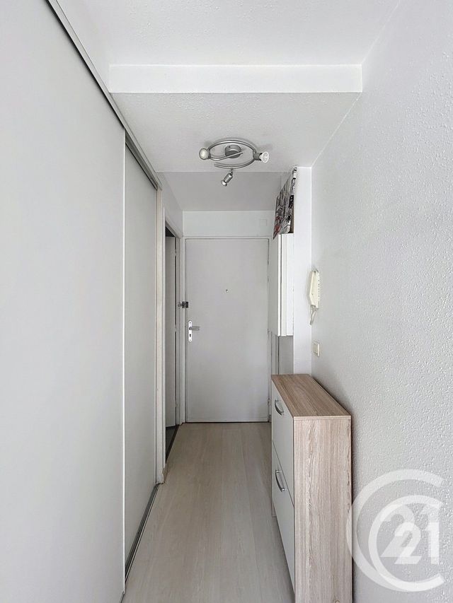 Appartement Studio &agrave; louer - 1 pi&egrave;ce - 23,54 m2 - Rouen - 76 - HAUTE-NORMANDIE