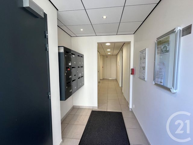 Appartement F2 &agrave; louer - 2 pi&egrave;ces - 35 m2 - Bihorel - 76 - HAUTE-NORMANDIE