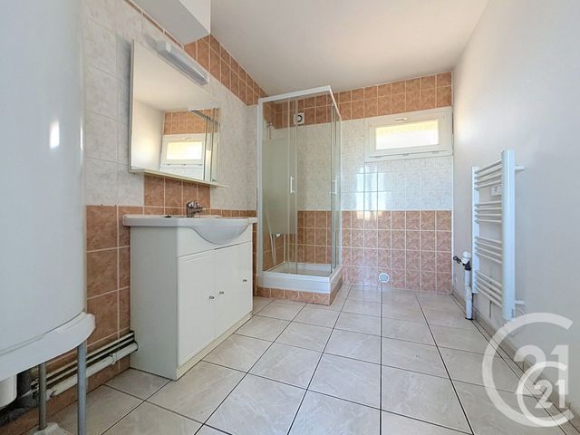 Appartement F2 &agrave; louer - 2 pi&egrave;ces - 55,50 m2 - Caudebec Les Elbeuf - 76 - HAUTE-NORMANDIE