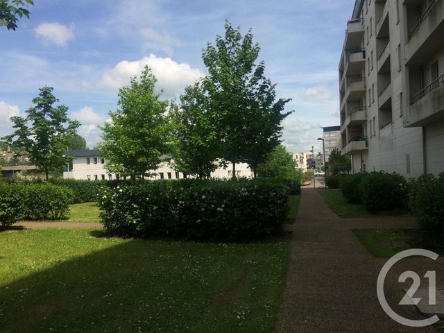 Appartement F3 &agrave; louer - 3 pi&egrave;ces - 56,95 m2 - Rouen - 76 - HAUTE-NORMANDIE