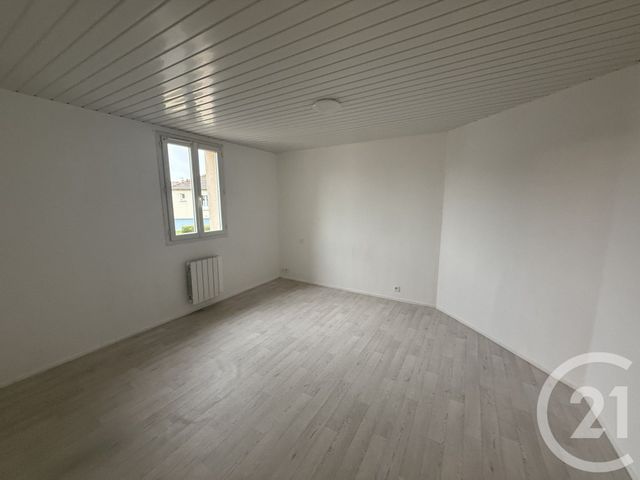 Appartement F2 &agrave; louer - 2 pi&egrave;ces - 30 m2 - St Pierre De Varengeville - 76 - HAUTE-NORMANDIE